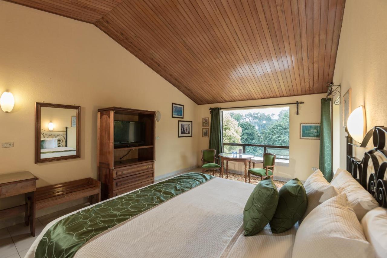 Park Hotel Santa Cruz Verapaz ภายนอก รูปภาพ
