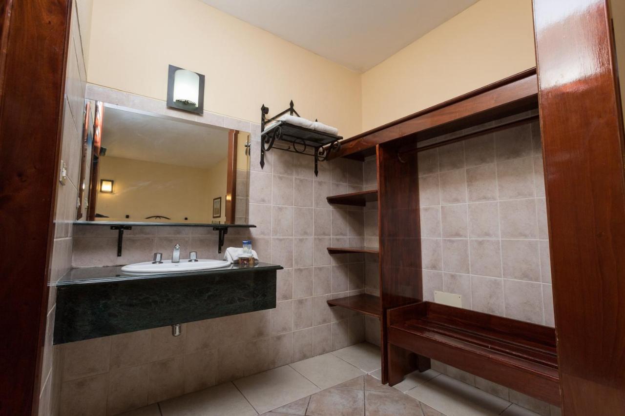 Park Hotel Santa Cruz Verapaz ภายนอก รูปภาพ