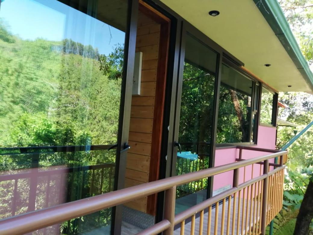Park Hotel Santa Cruz Verapaz ภายนอก รูปภาพ